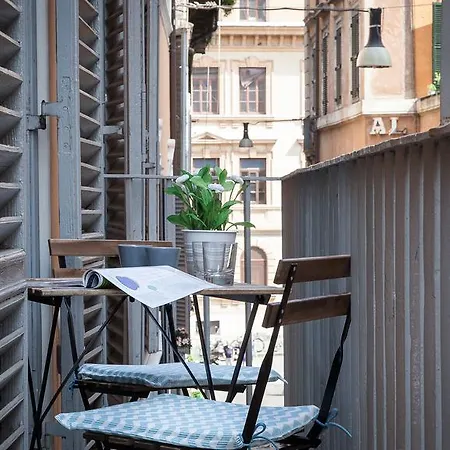Arenula Balcony